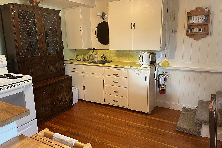 1617 W Grand Boulevard North Vancouver, BC - 37