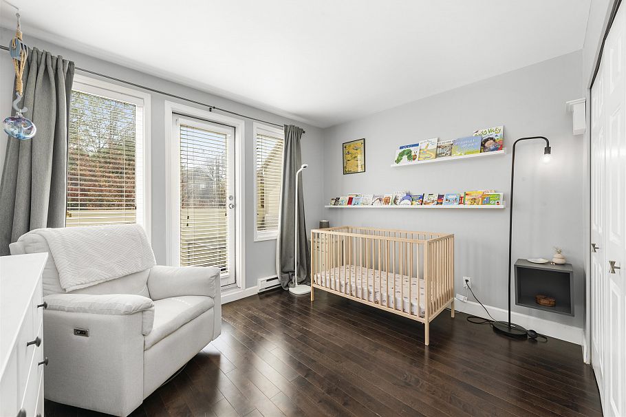 1858 W 1st Avenue Vancouver, BC - 17