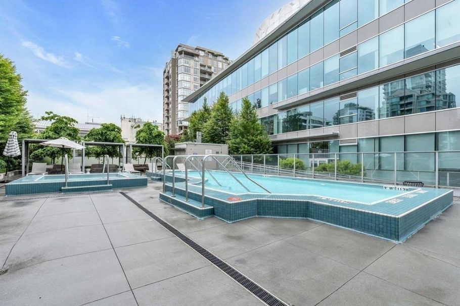 602 112 E 13th Street North Vancouver, BC - 19