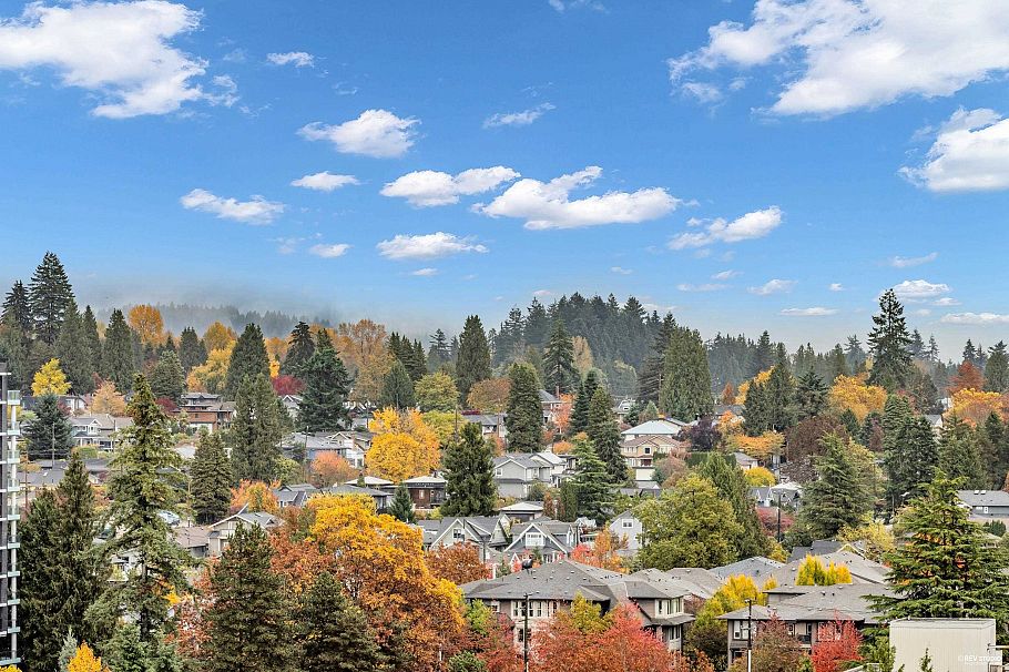 1610 125 E 14th Street North Vancouver, BC - 26