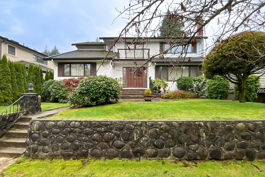 4680 W 15th Avenue Vancouver, BC - 2
