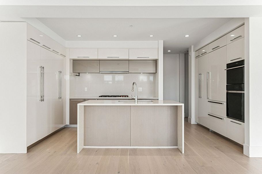 402 6168 East Boulevard Vancouver, BC - 7