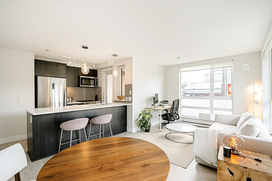 305 2477 Carolina Street Vancouver, BC - 6