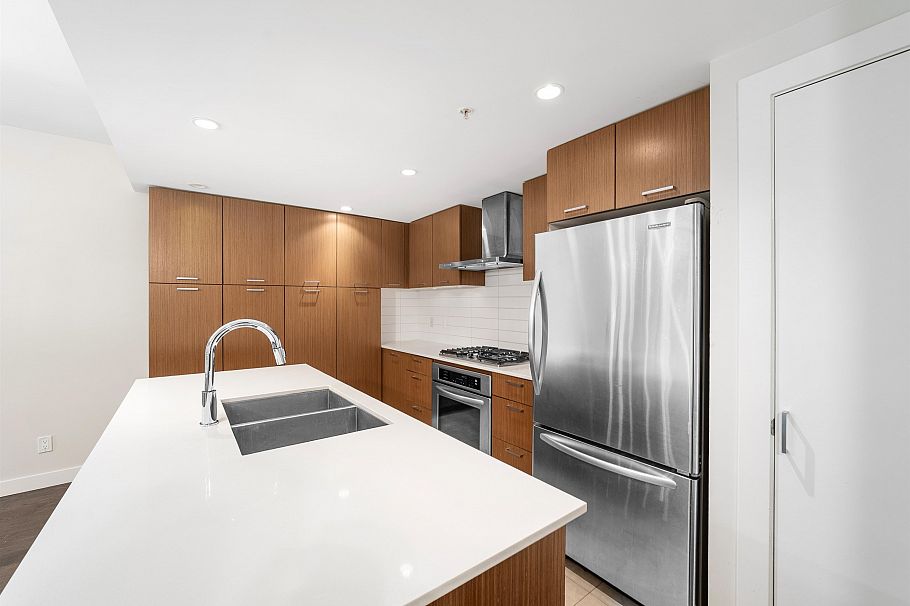 2389 Scotia Street Vancouver, BC - 9