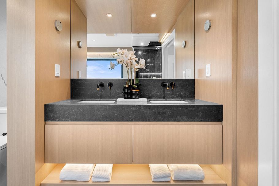 3679 Pandora Street Vancouver, BC - 22