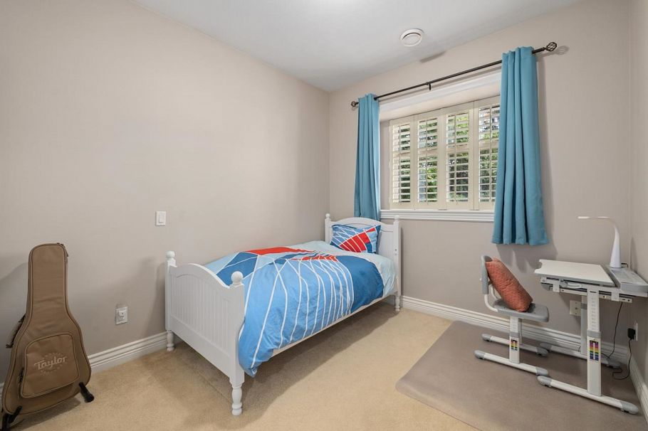 8291 Laurel Street Vancouver, BC - 24