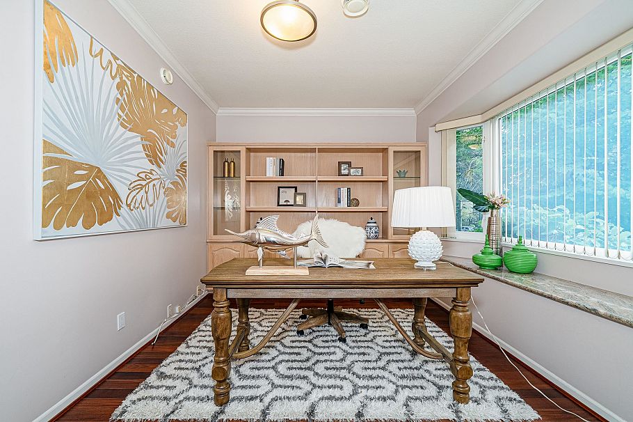 4255 W 15th Avenue Vancouver, BC - 4