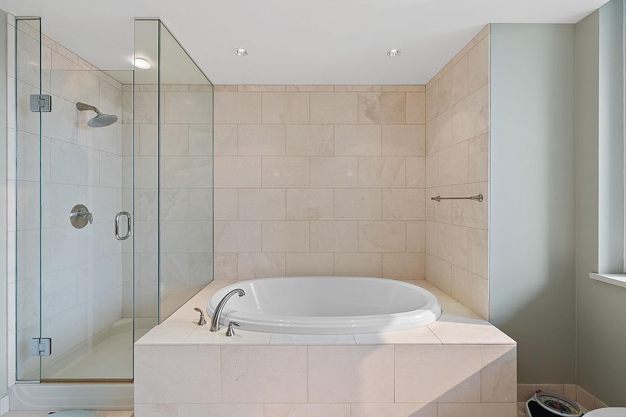 2502 323 Jervis Street Vancouver, BC - 24