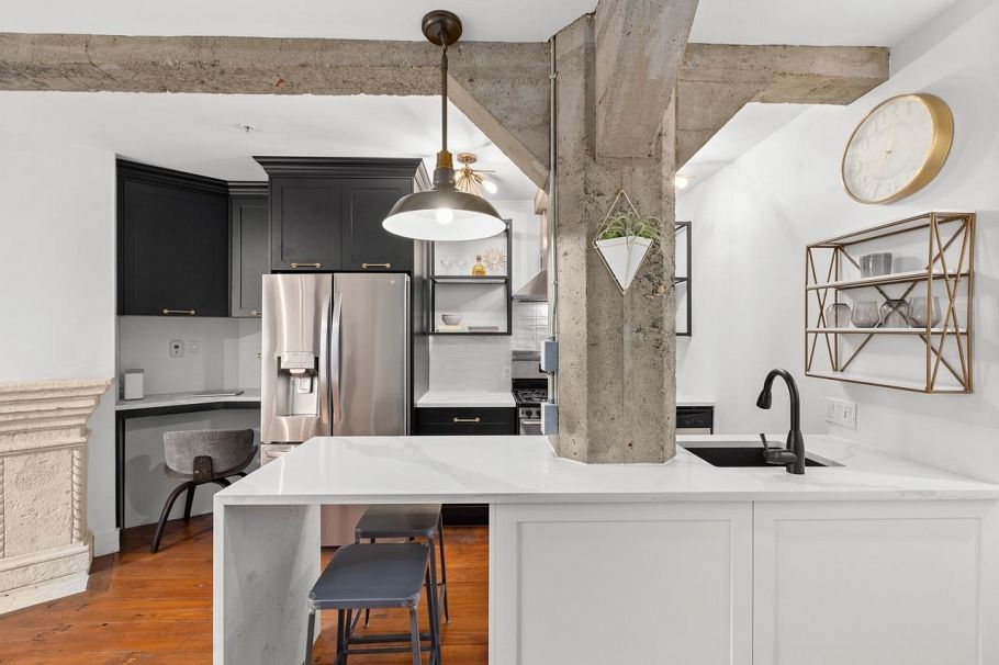 412 1216 Homer Street Vancouver, BC - 9