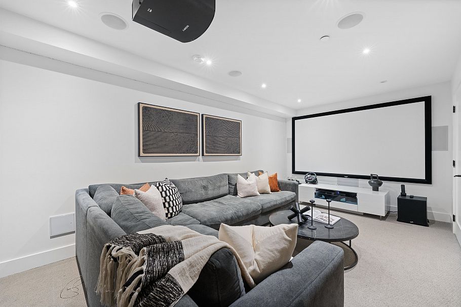 575 E 22nd Avenue Vancouver, BC - 22