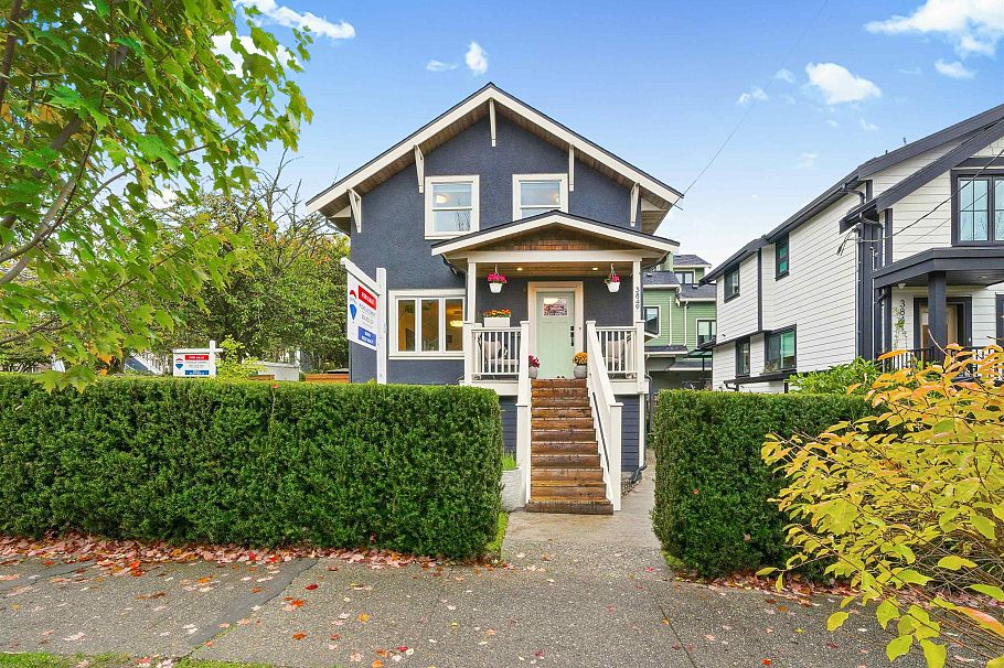 3849 St. Catherines Street Vancouver, BC - 2