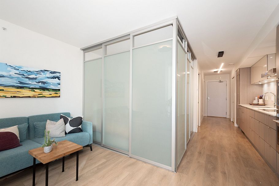 208 1788 Columbia Street Vancouver, BC - 5