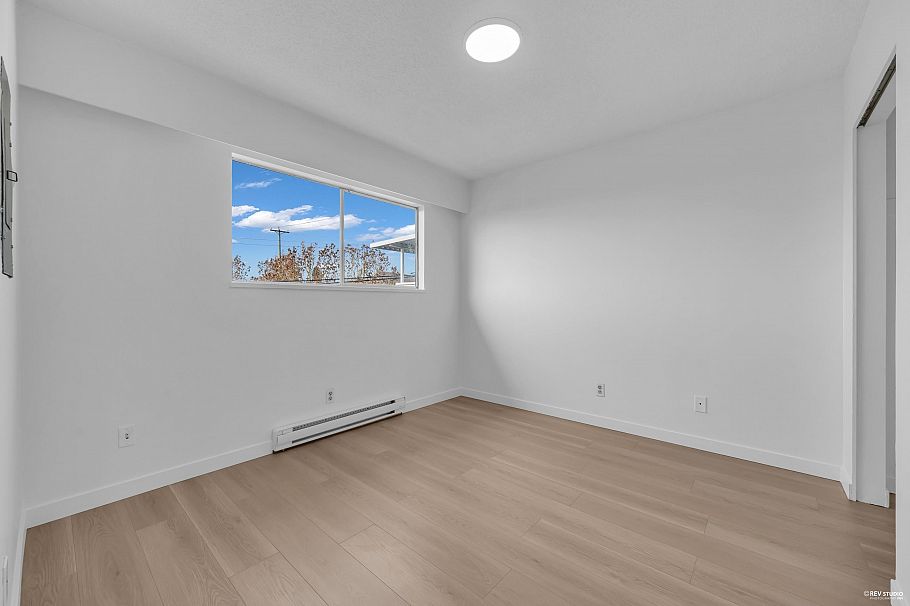 7511 Main Street Vancouver, BC - 12