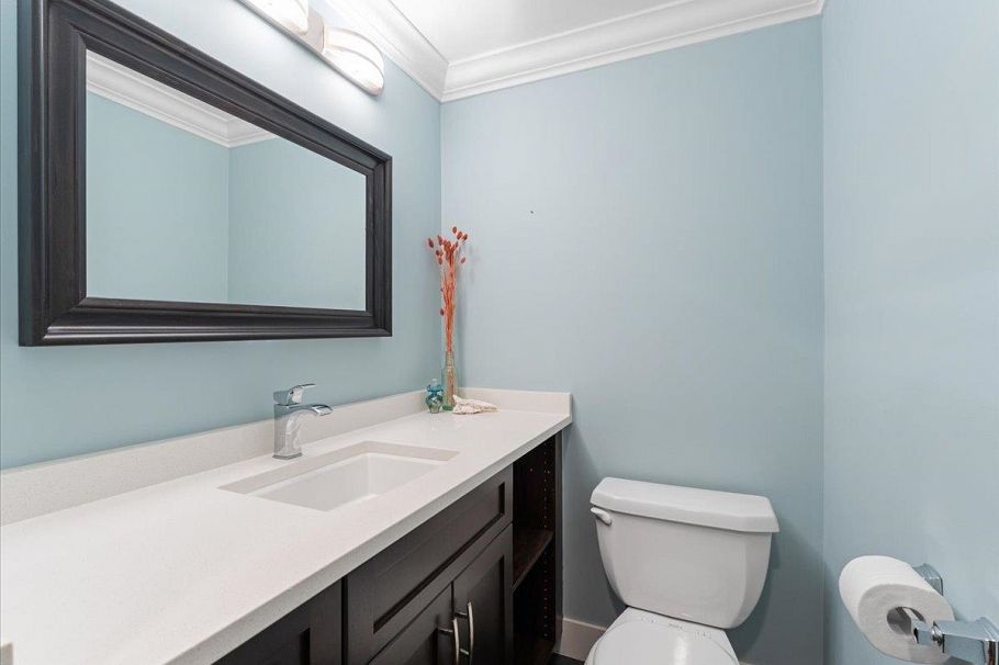 1019 Old Lillooet Road North Vancouver, BC - 20