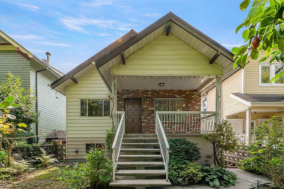 1794 E 6th Avenue Vancouver, BC - 1