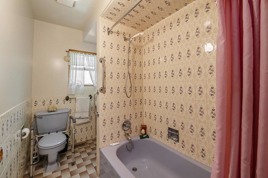 1794 E 6th Avenue Vancouver, BC - 13