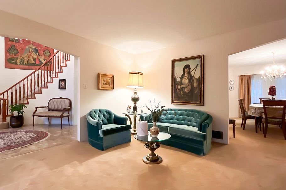 4680 W 15th Avenue Vancouver, BC - 11