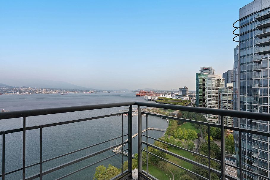 2502 323 Jervis Street Vancouver, BC - 4