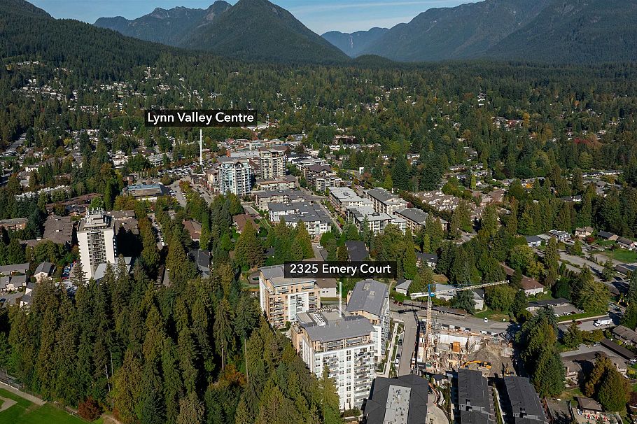 605 2325 Emery Court North Vancouver, BC - 39