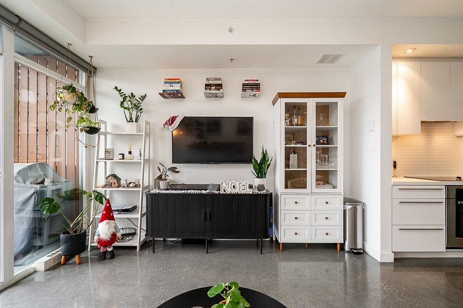 417 256 E 2nd Avenue Vancouver, BC - 3