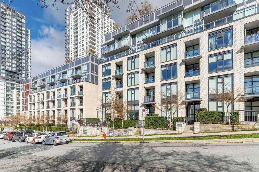 504 5598 Ormidale Street Vancouver, BC - 5