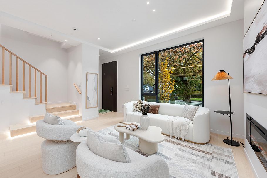 2 1595 W 66th Avenue Vancouver, BC - 4