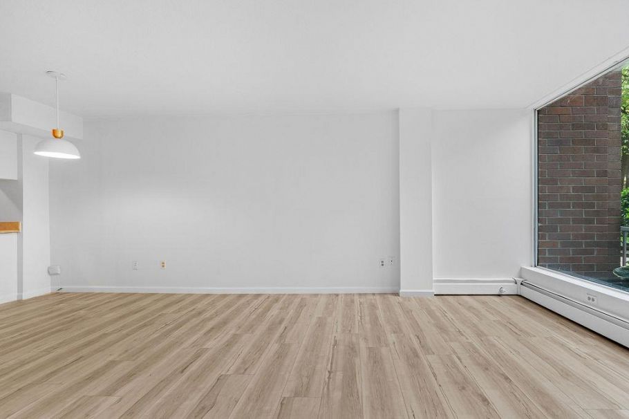 222 1333 Hornby Street Vancouver, BC - 4