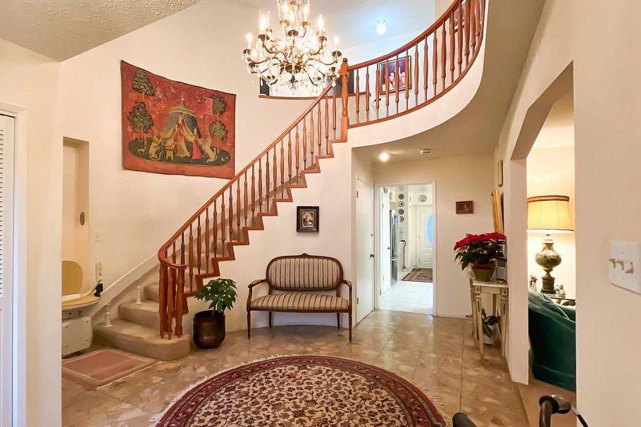 4680 W 15th Avenue Vancouver, BC - 5