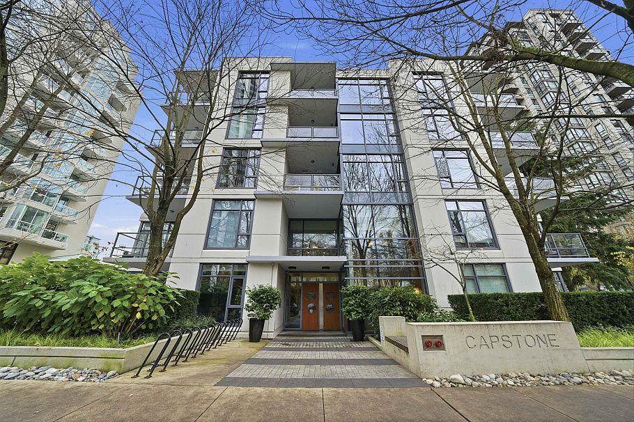 408 135 W 2nd Street North Vancouver, BC - 32