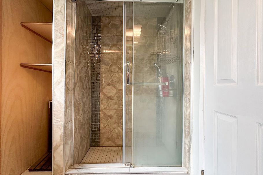 4455 Jerome Place North Vancouver, BC - 8