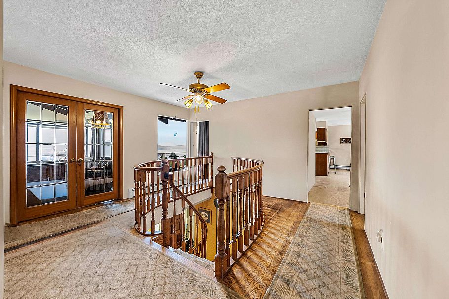 645 Baycrest Drive North Vancouver, BC - 22