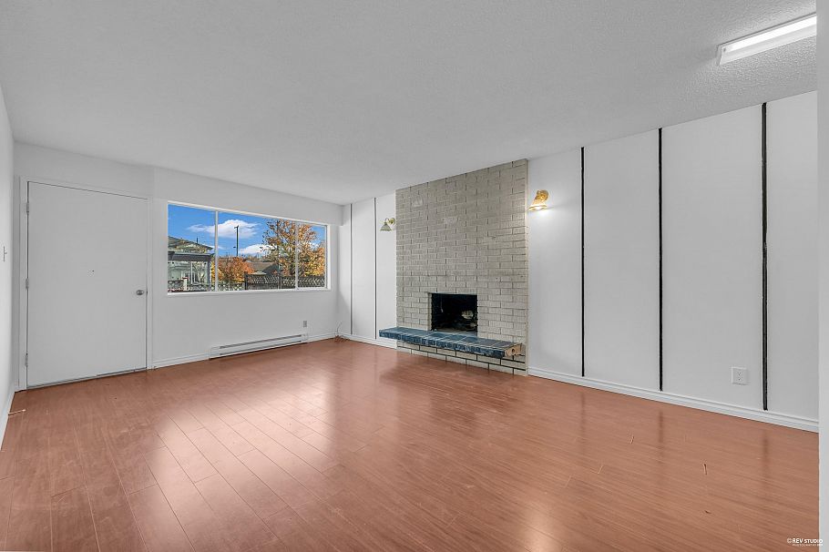 7511 Main Street Vancouver, BC - 24