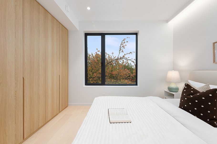 2 1595 W 66th Avenue Vancouver, BC - 24