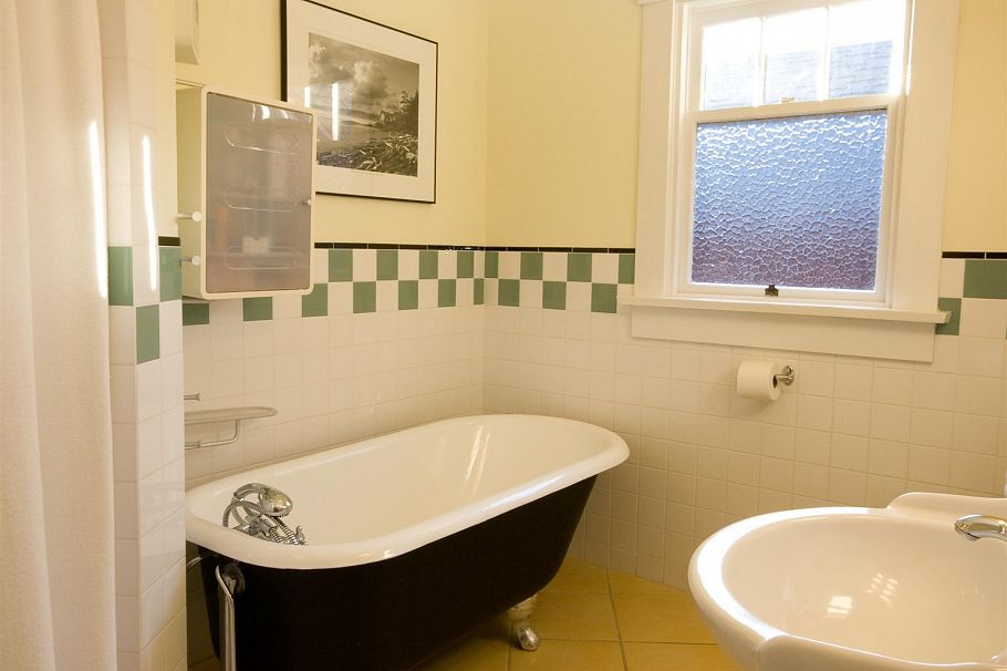 3716 W 30th Avenue Vancouver, BC - 9