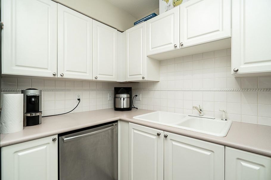 304 488 Helmcken Street Vancouver, BC - 15