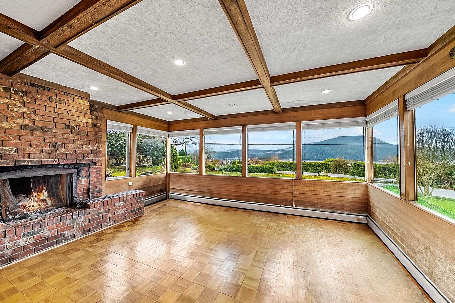 645 Baycrest Drive North Vancouver, BC - 24