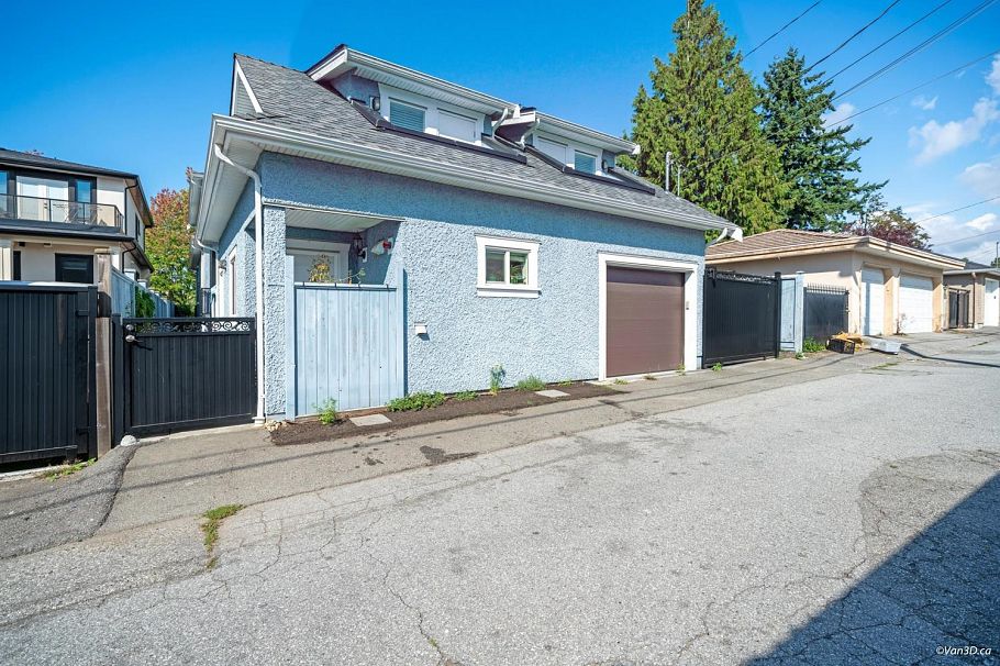 6830 Vivian Street Vancouver, BC - 40