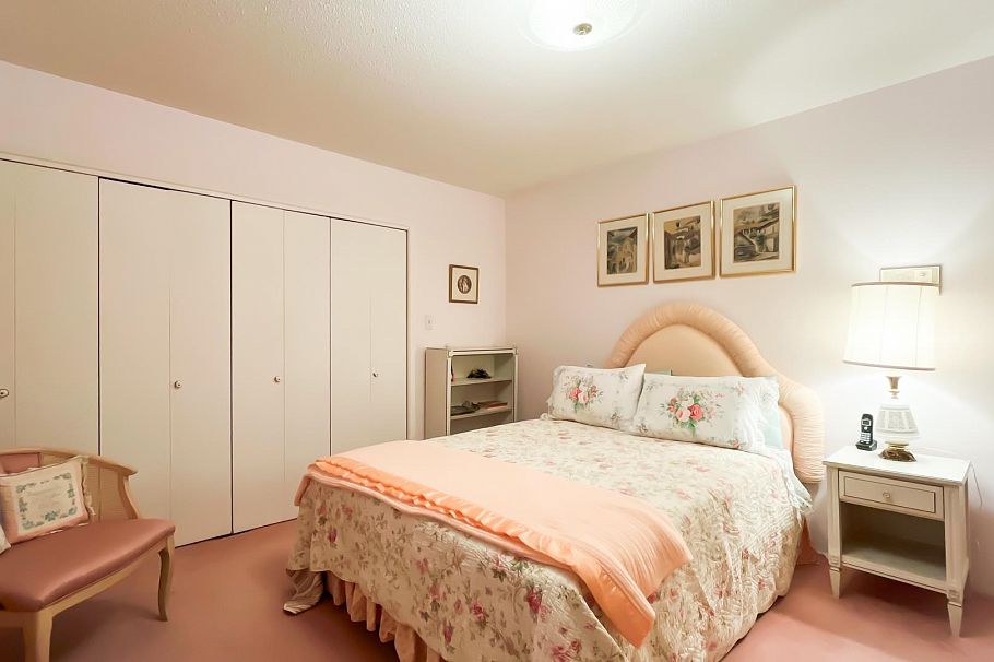 4680 W 15th Avenue Vancouver, BC - 30