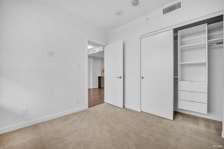 1610 125 E 14th Street North Vancouver, BC - 20