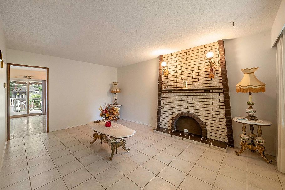 1794 E 6th Avenue Vancouver, BC - 5