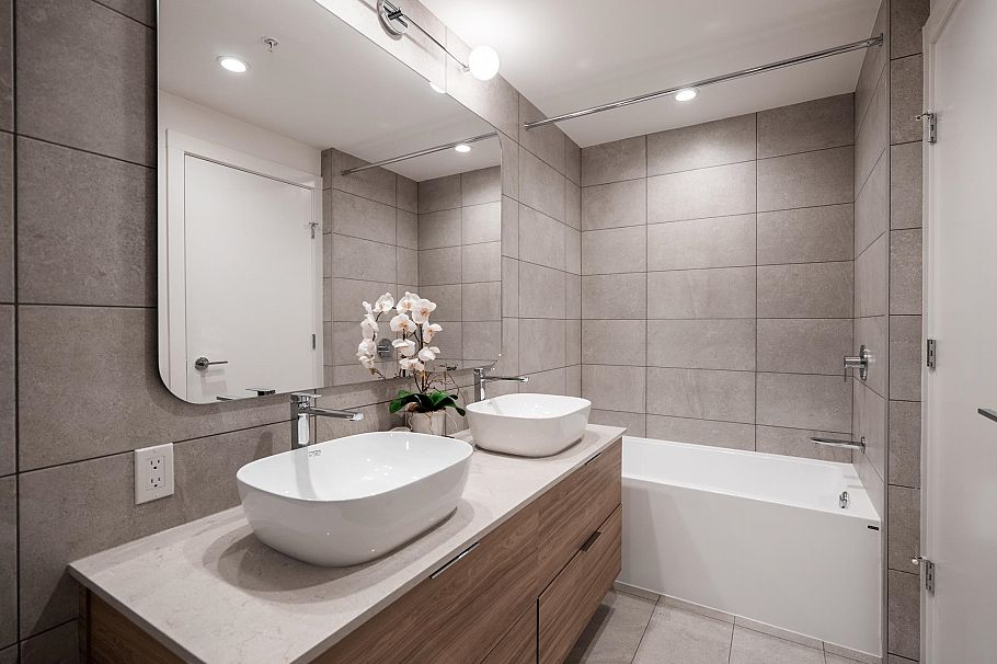 605 2325 Emery Court North Vancouver, BC - 27