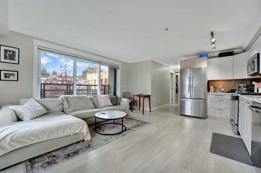 309 857 W 15th Street North Vancouver, BC - 7