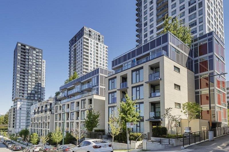 504 5598 Ormidale Street Vancouver, BC - 4