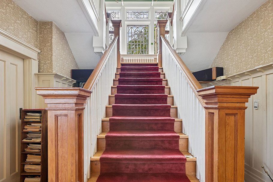 1617 W Grand Boulevard North Vancouver, BC - 19