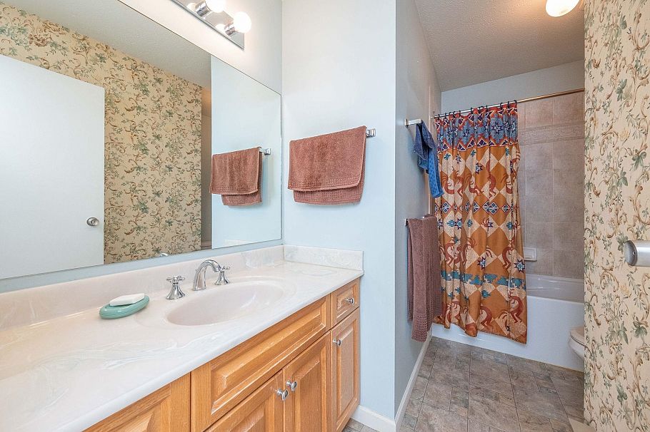 14 251 W 14th Street North Vancouver, BC - 17