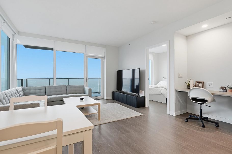 2002 2108 Gilmore Avenue Burnaby, BC - 3