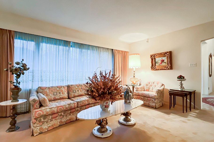 4680 W 15th Avenue Vancouver, BC - 7