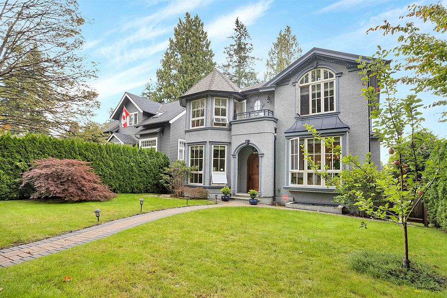 4038 W 33rd Avenue Vancouver, BC - 2