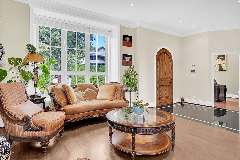 4038 W 33rd Avenue Vancouver, BC - 6