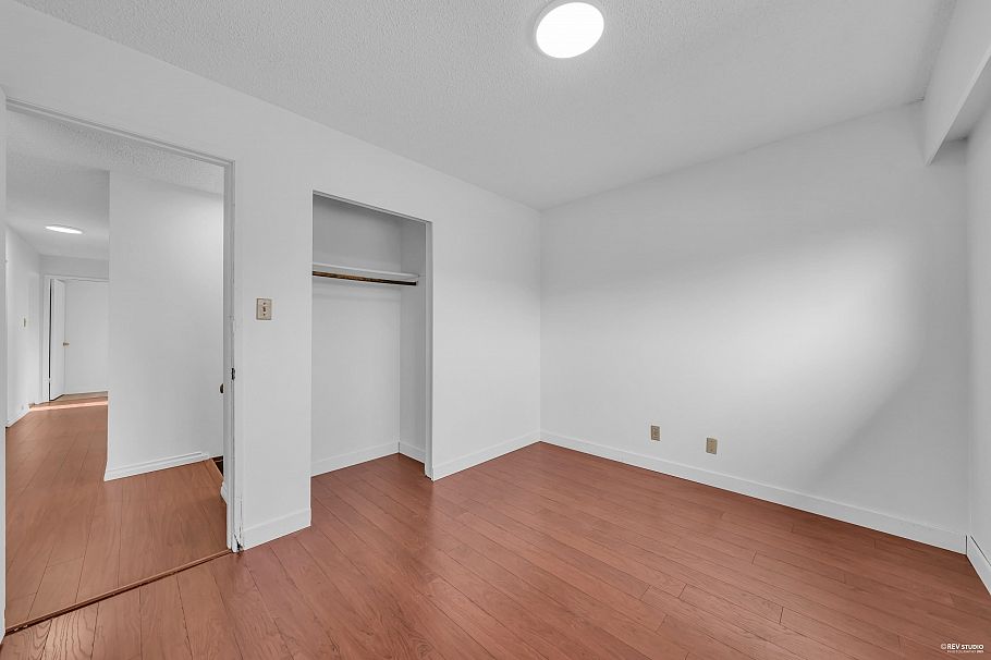 7511 Main Street Vancouver, BC - 8